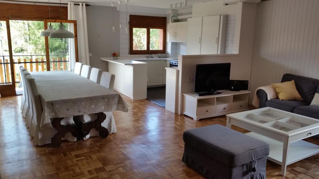 Amplio Apartamento Con Piscina En Llívia Extérieur photo
